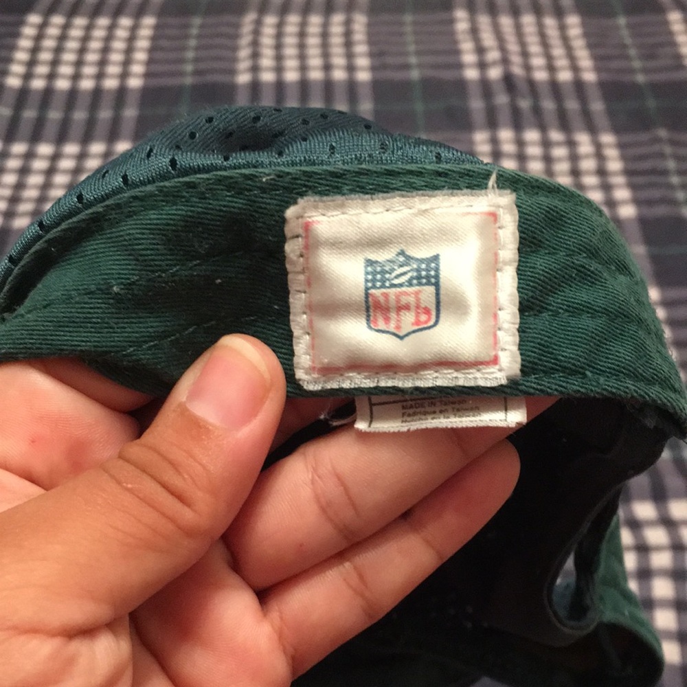 Eagles Hat - Picture 2 of 4